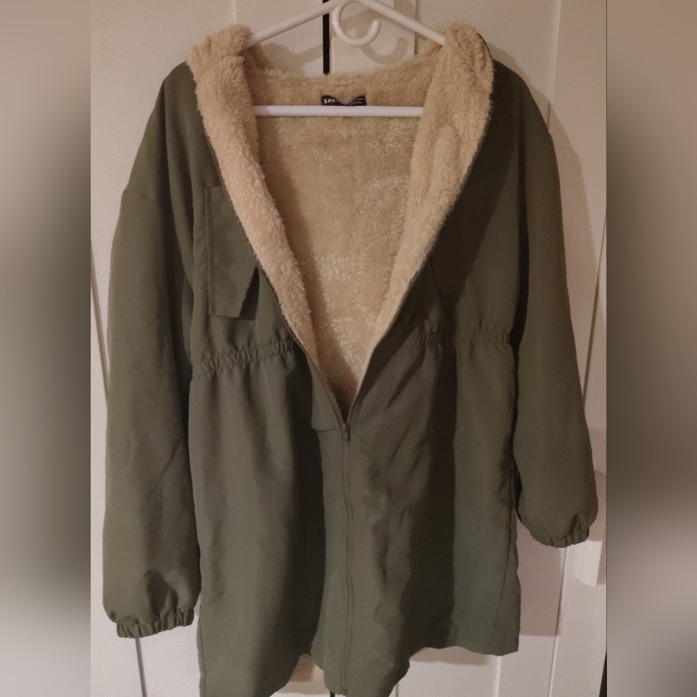 SHEIN Green and Cream Utility Jacket with Sherpa Lining